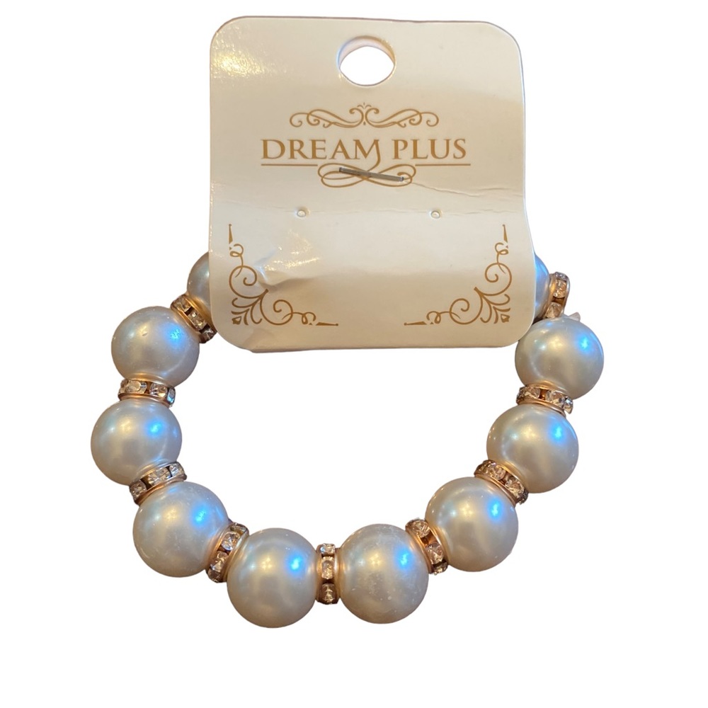 Pearl and Rhinestone with Gold Accents Stretch Bracelet